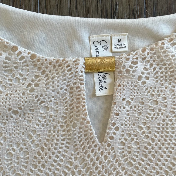 Dress - Picture 6 of 6